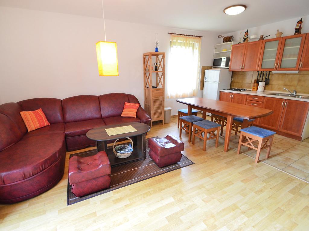 Holiday Home Coprnicka Hisa Skrad Exterior foto