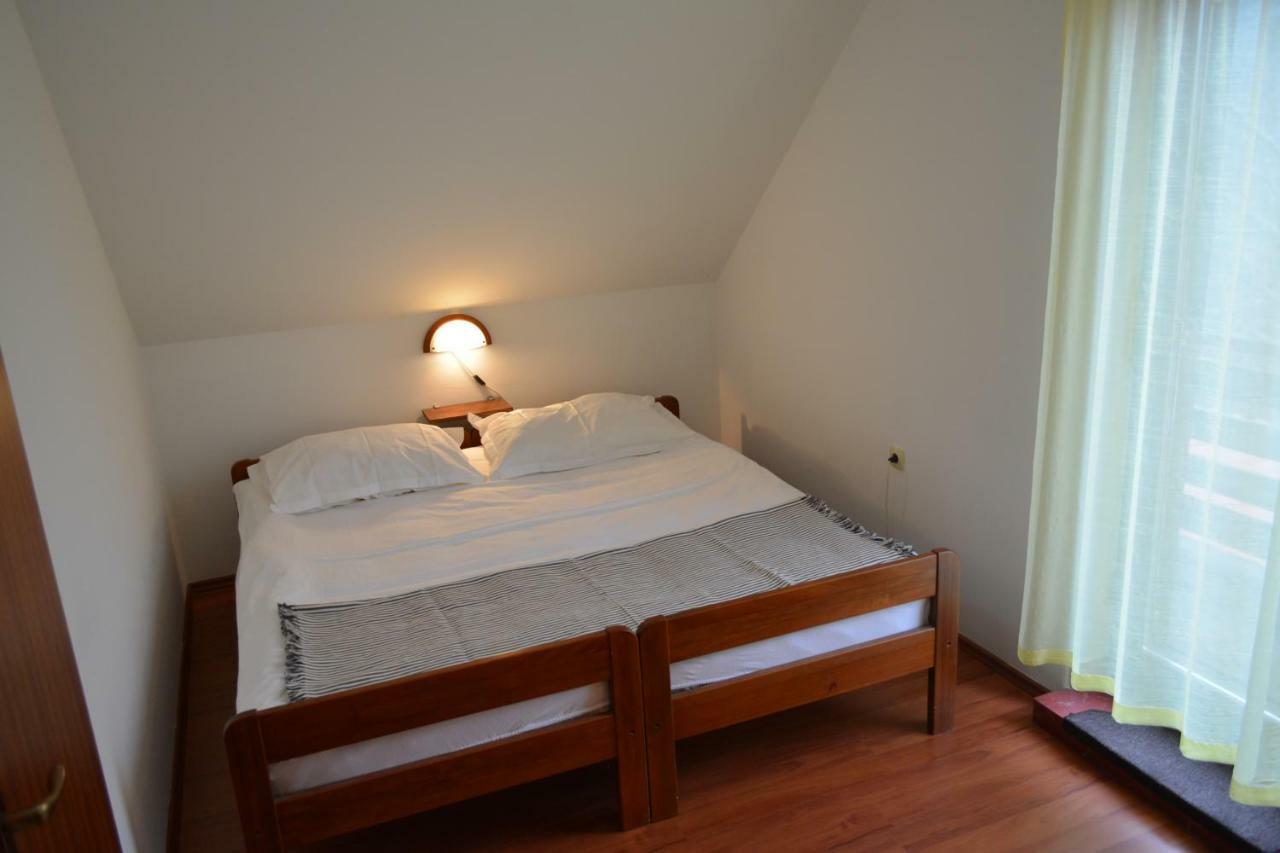 Holiday Home Coprnicka Hisa Skrad Exterior foto